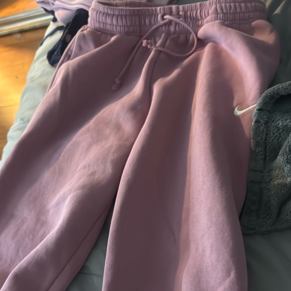 Nike Dusty Pink Garment